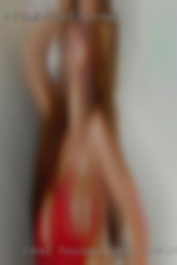 real housewives looking near Clarksville TN for black cock